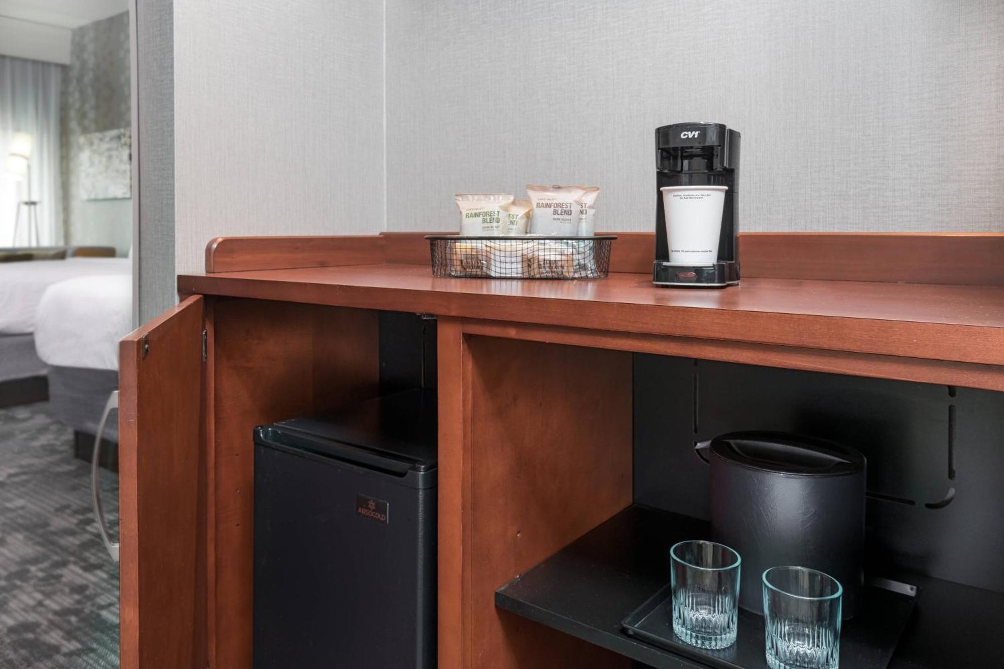 Courtyard By Marriott Buffalo Airport Cheektowaga Exterior foto